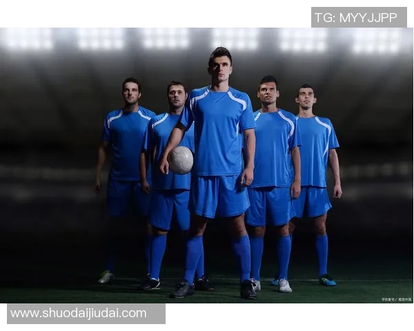 十大十七号球星：巅峰辉煌的足坛传奇